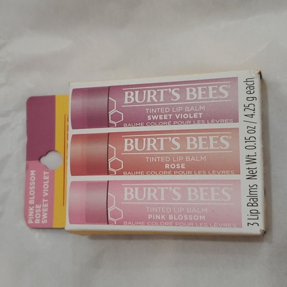 Burt's Bee 3pack pink blossom rose & sweet violet Tinted lip balm pack new FREE